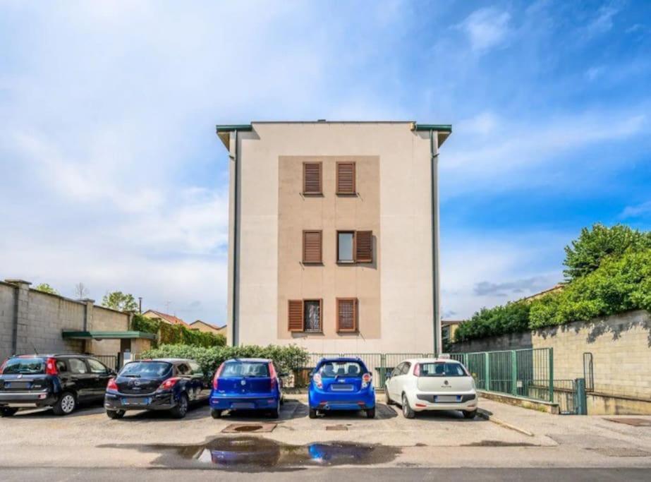 Casa Albertina Grazioso Appartamento Vicino Alla Stazione Monza Exterior photo