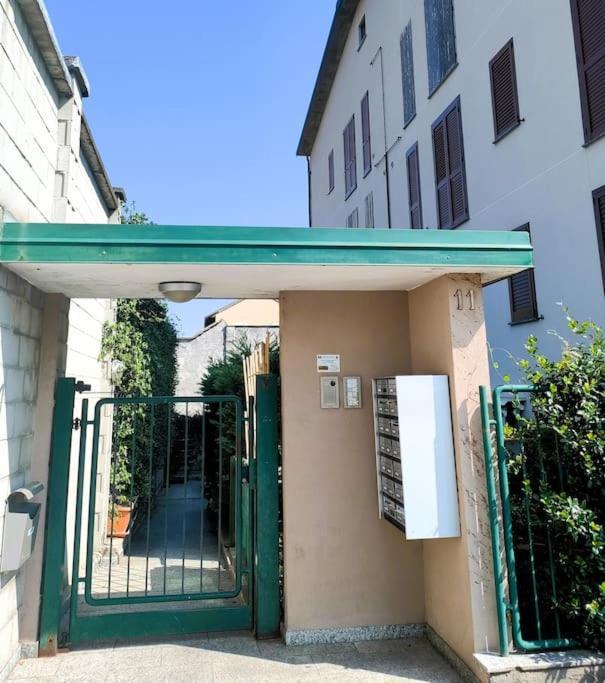 Casa Albertina Grazioso Appartamento Vicino Alla Stazione Monza Exterior photo