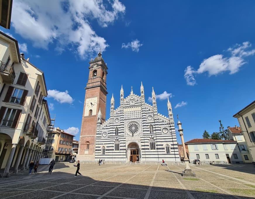 Casa Albertina Grazioso Appartamento Vicino Alla Stazione Monza Exterior photo